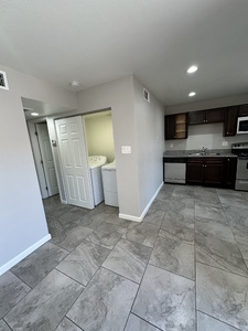 #3, #41, #59, #34, 1523 W. Colter Street